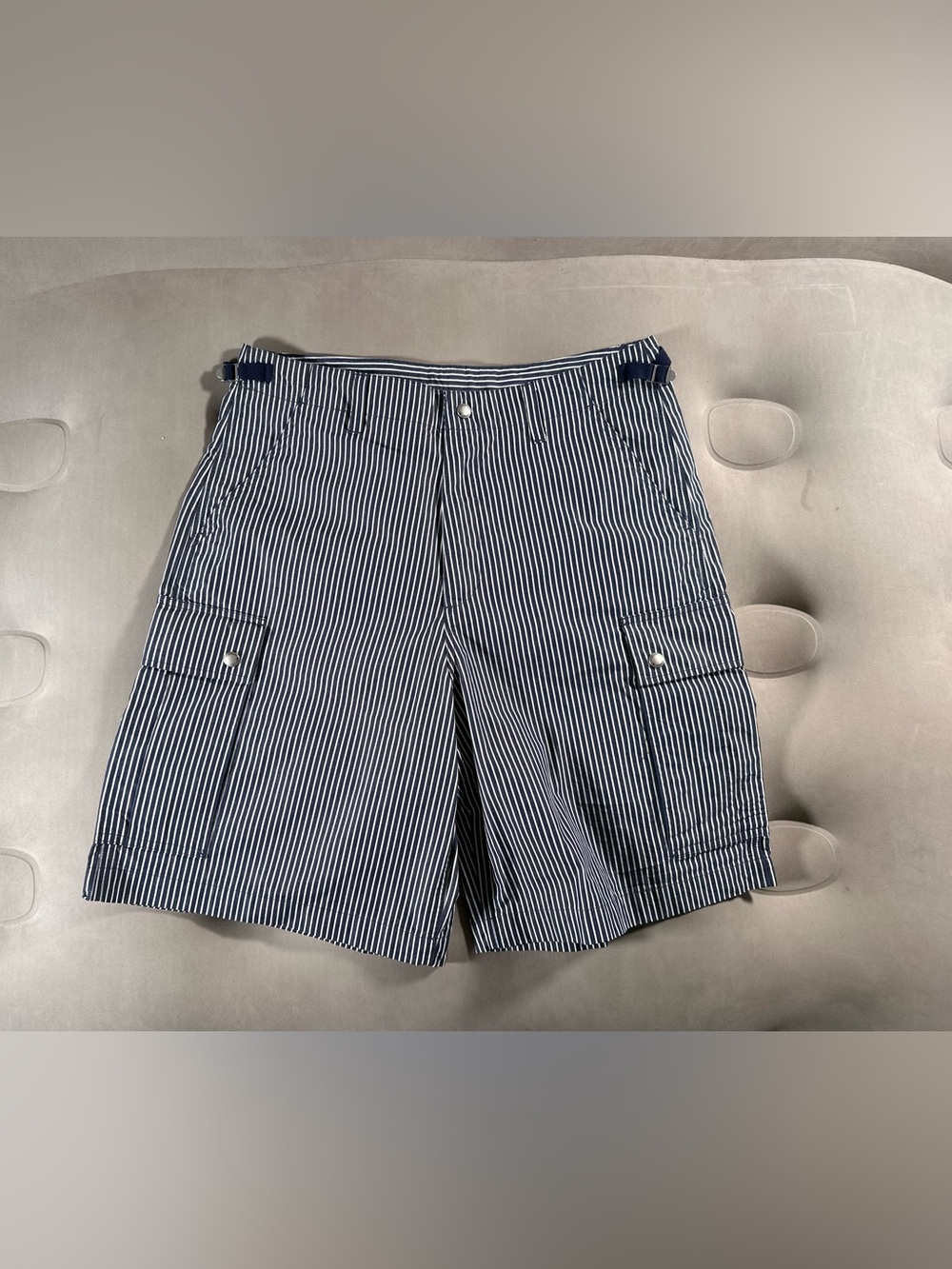 Carhartt W.I.P Notus Men’s Shorts Cargo Medium Navy Pinstripes NWOT Arvin Stripe